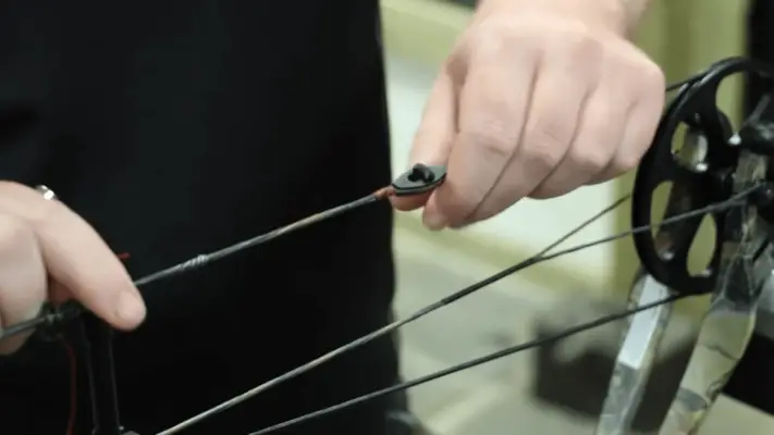 how to install peep sight on compound bow